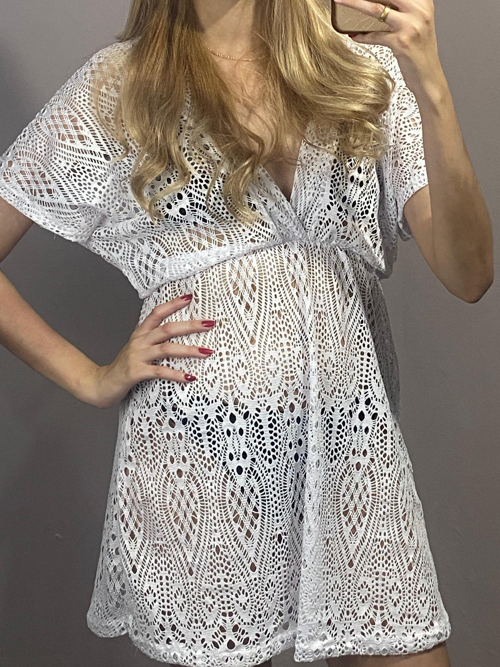 Vestido Curto V de Renda